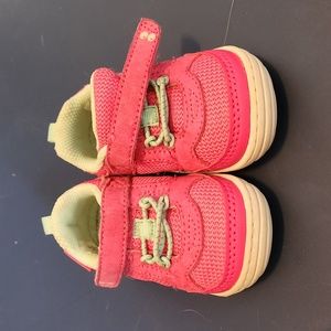 Surpize by Stride Rite Pink Tennis Shoes - 3M
